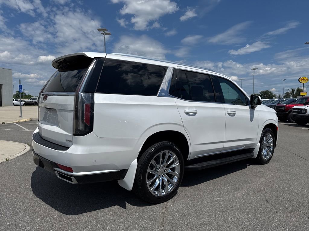 Used 2021 Cadillac Escalade Premium Luxury w/ Performance Package image 3