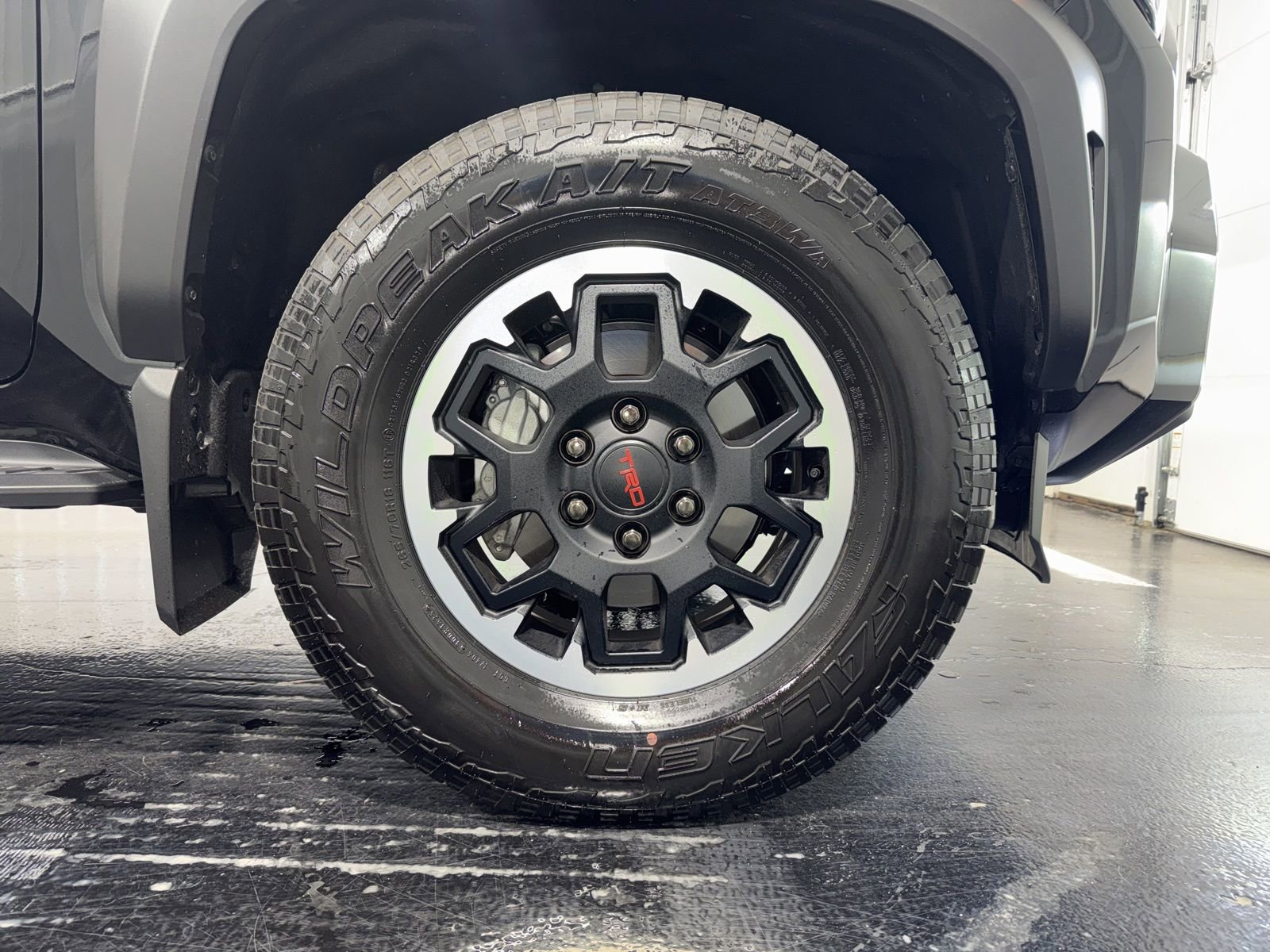 Used 2026 Toyota 4Runner TRD Off-Road Premium AWD/4WD image 9