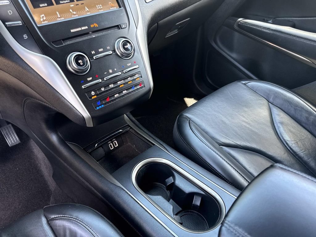 Used 2019 Lincoln MKC Reserve FWD image 25