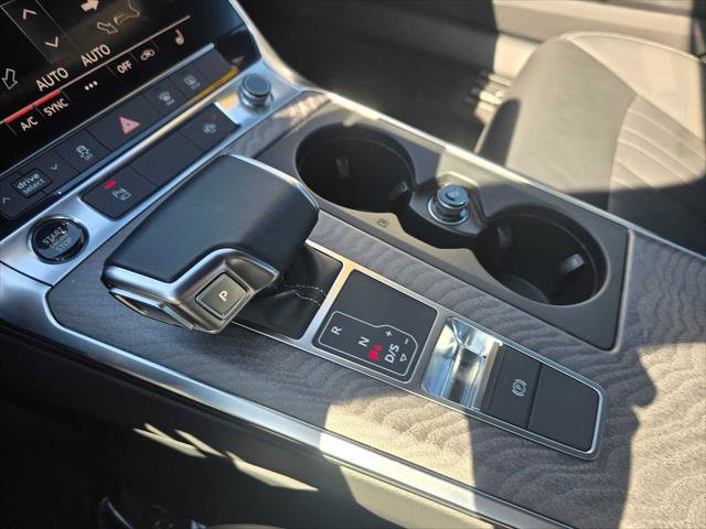 Used 2024 Audi A6 2.0T Premium w/ Convenience Package image 30