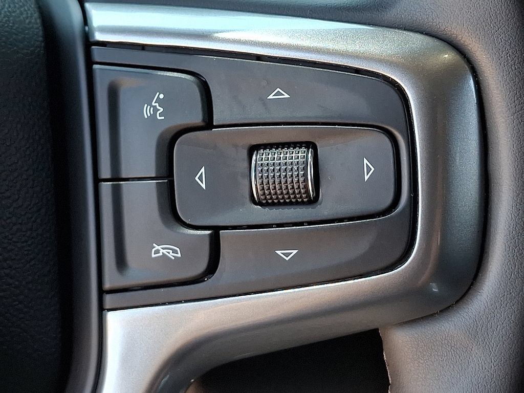 Used 2024 Chevrolet Silverado 3500 LTZ w/ LTZ Plus Package AWD/4WD image 22