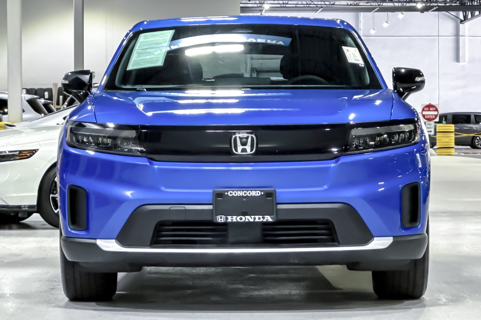 Used 2024 Honda Prologue EX image 6