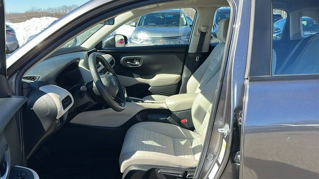 Used 2023 Honda HR-V LX image 9