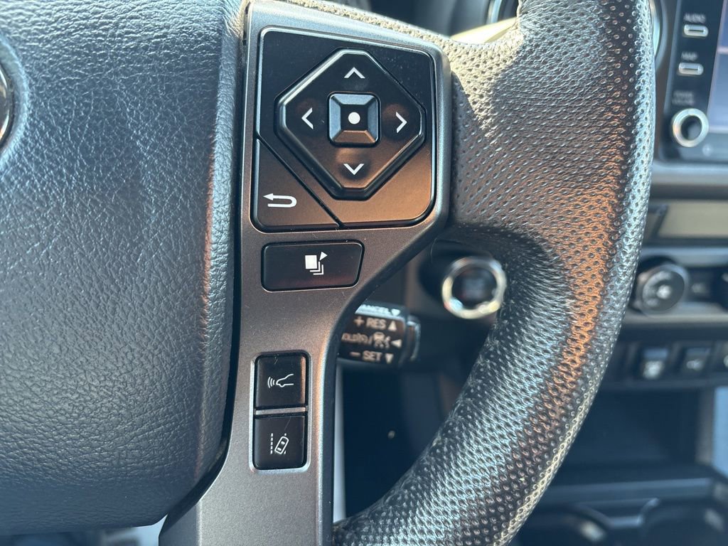 Used 2020 Toyota Tacoma TRD Off-Road image 19