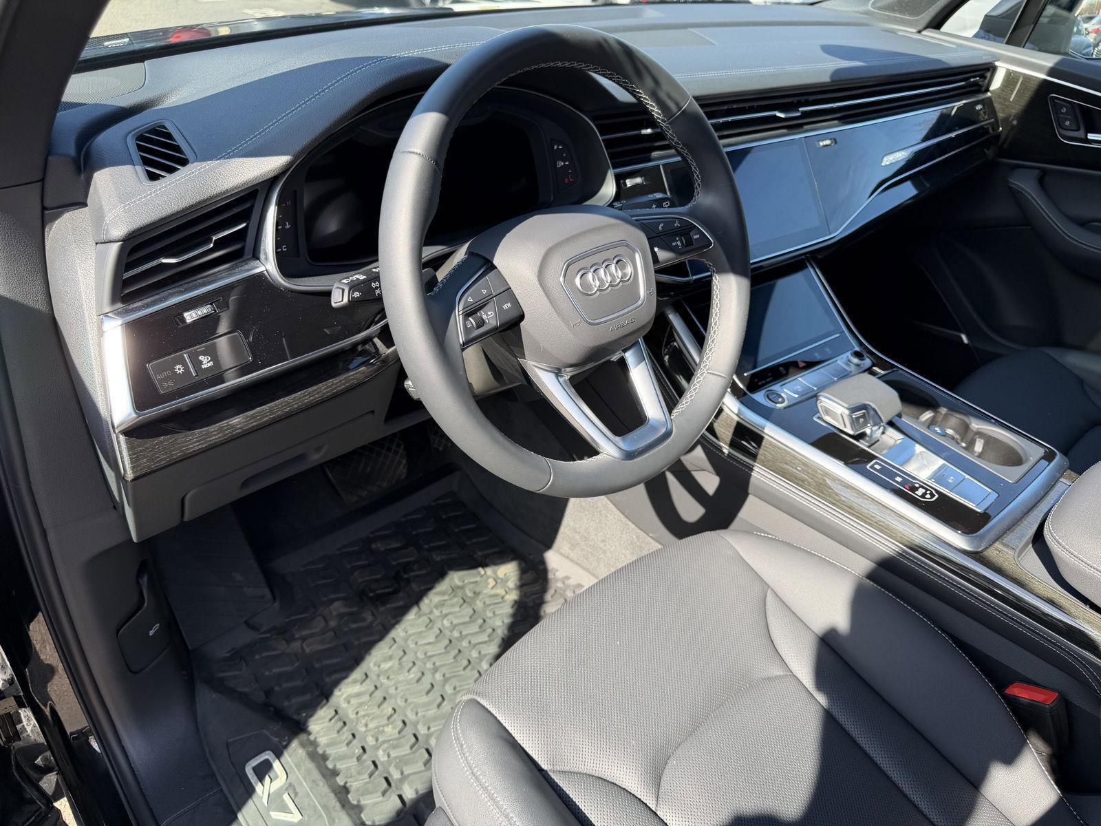 Used 2025 Audi Q7 3.0T Premium Plus w/ Premium Plus Package image 13