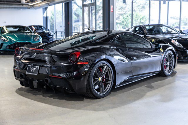 Used 2019 Ferrari 488 GTB RWD image 6