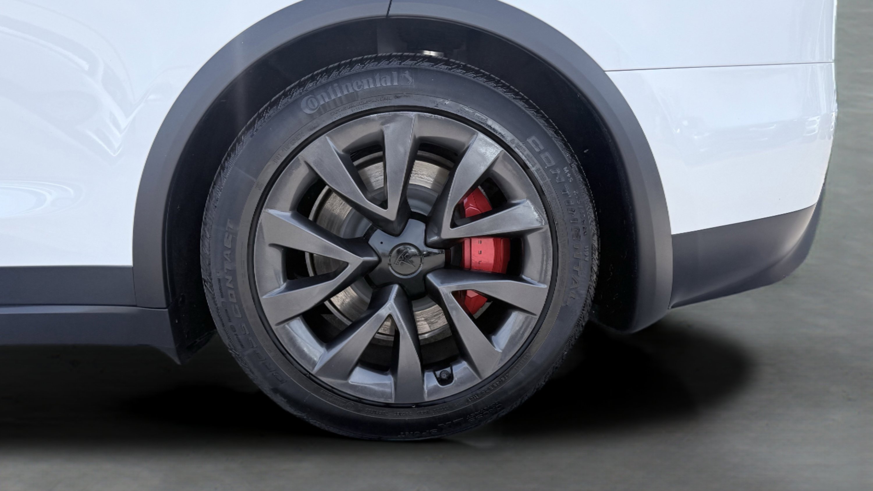 Used 2024 Tesla Model X Plaid image 20