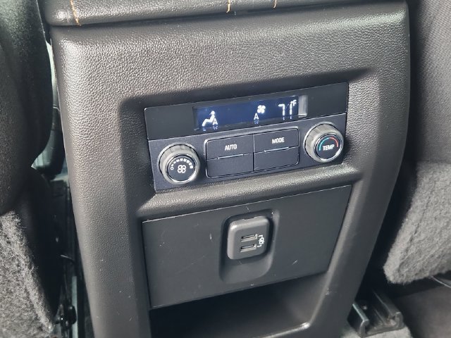 Used 2020 Chevrolet Traverse LS FWD image 27