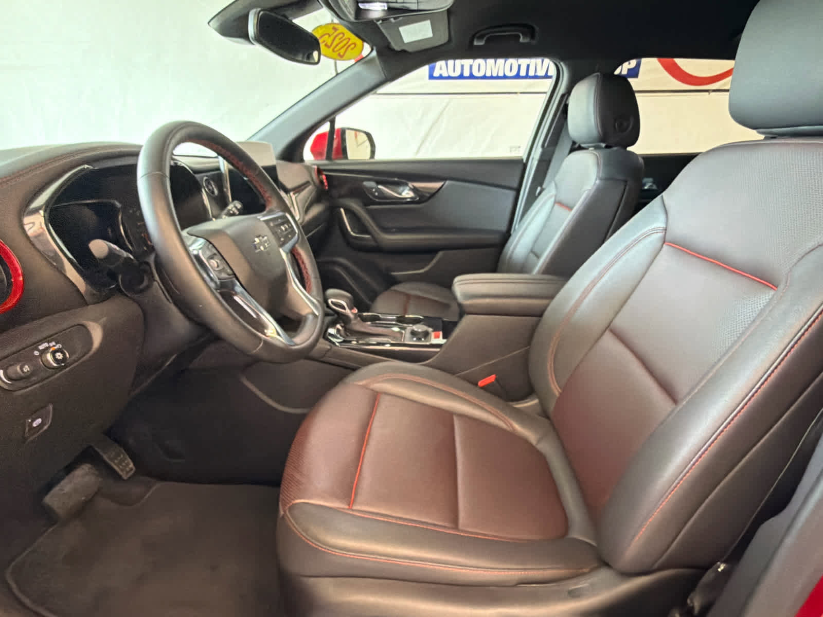 Used 2025 Chevrolet Blazer RS FWD image 14