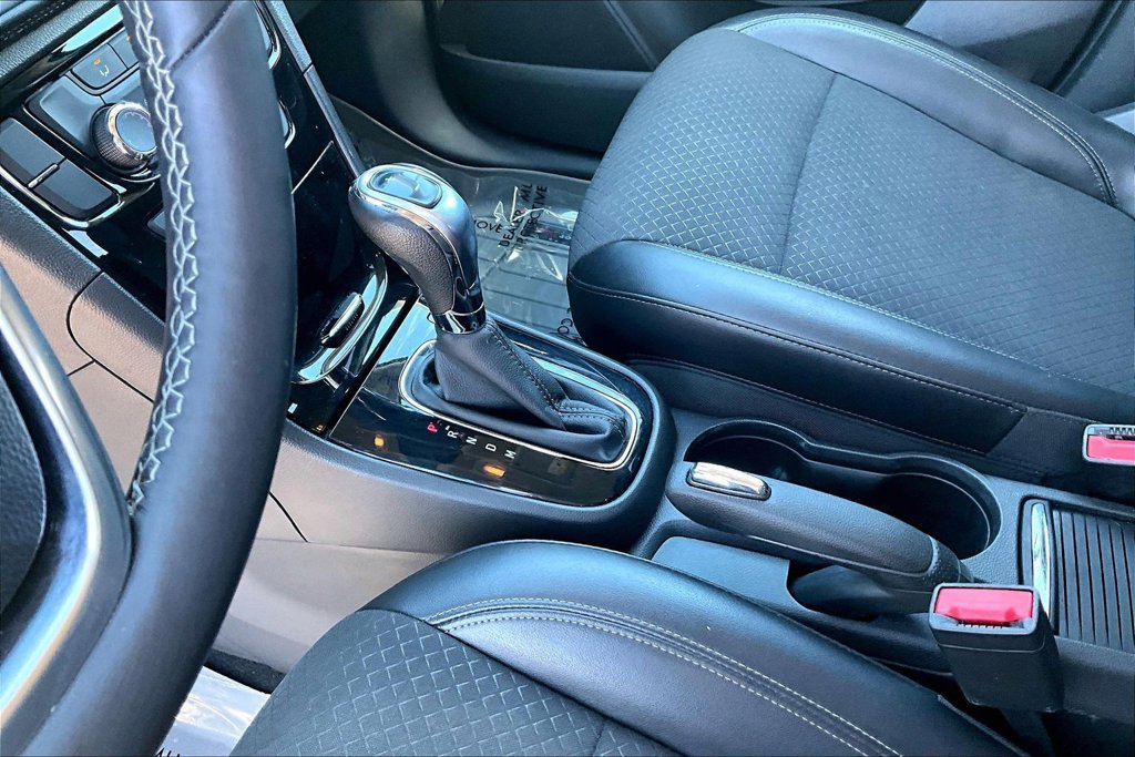 Used 2019 Buick Encore Preferred FWD image 17