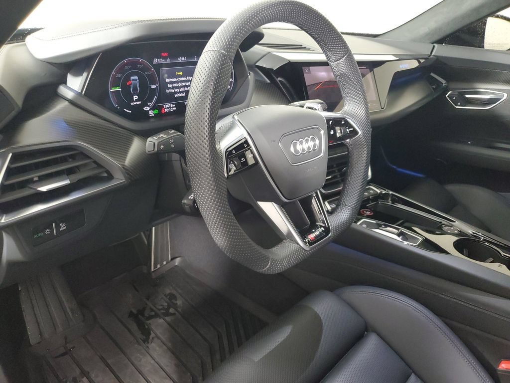 Used 2023 Audi RS e-tron GT w/ Carbon Performance Package AWD/4WD image 21