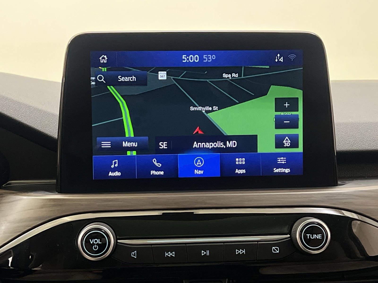 Used 2020 Ford Escape Titanium image 18