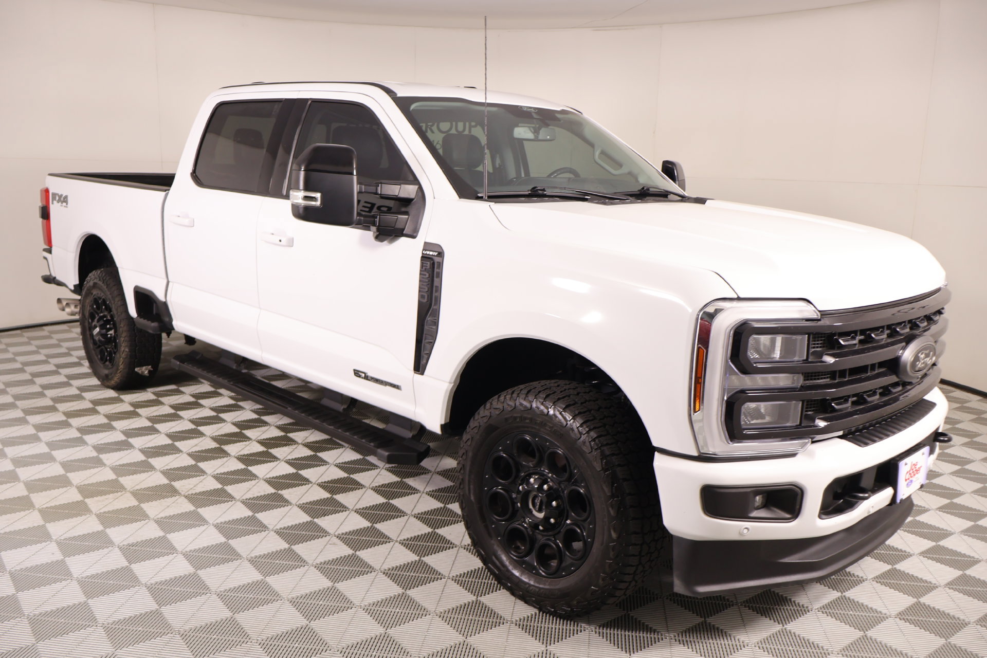 Used 2024 Ford F250 Lariat w/ Lariat Ultimate Package AWD/4WD image 1