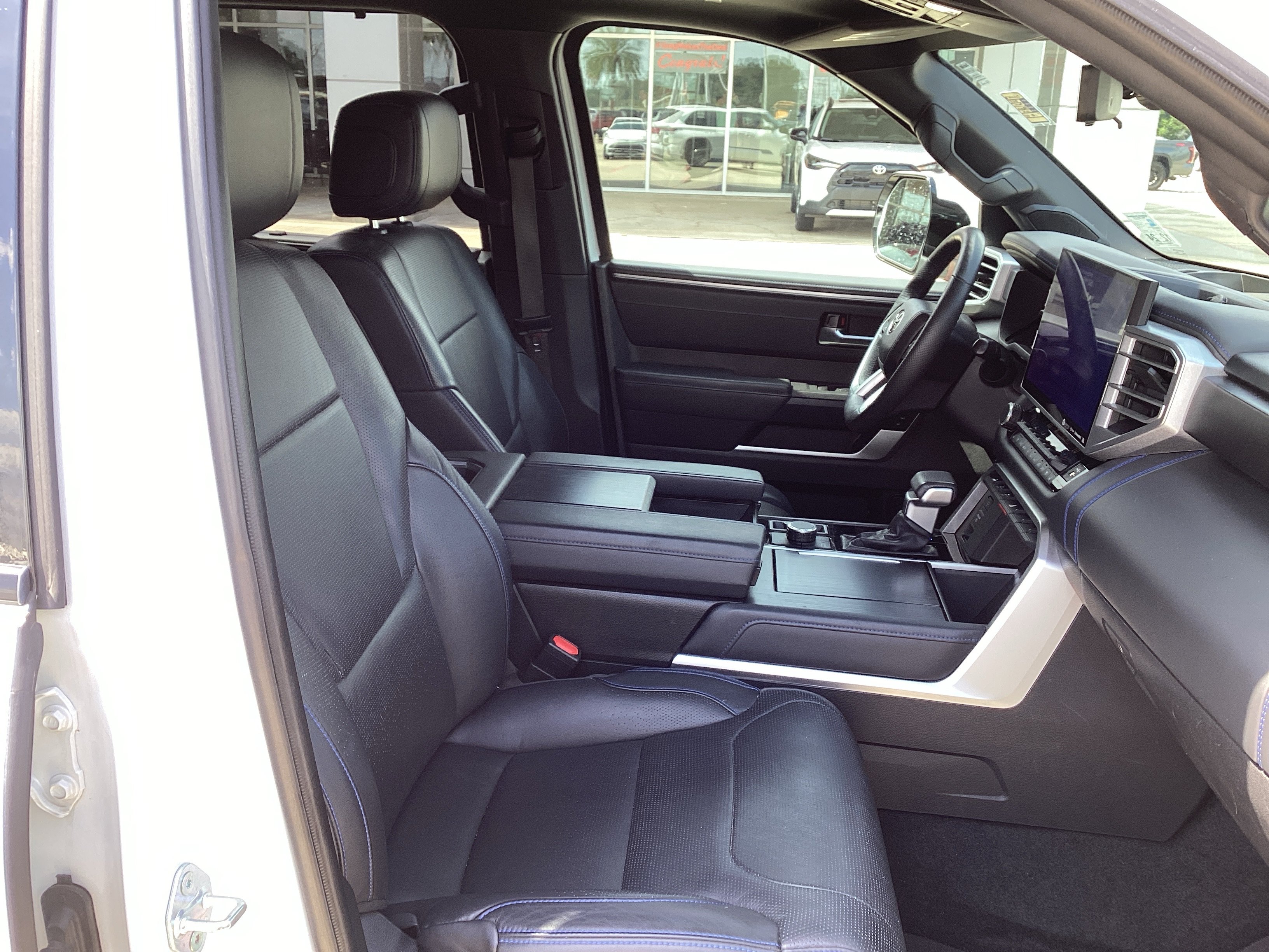 Used 2023 Toyota Sequoia Platinum AWD/4WD image 10