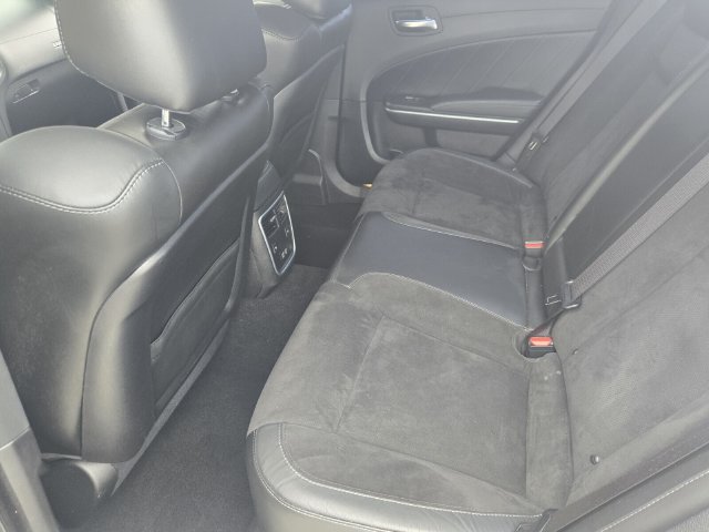 Used 2022 Dodge Charger R/T w/ Plus Group RWD image 11
