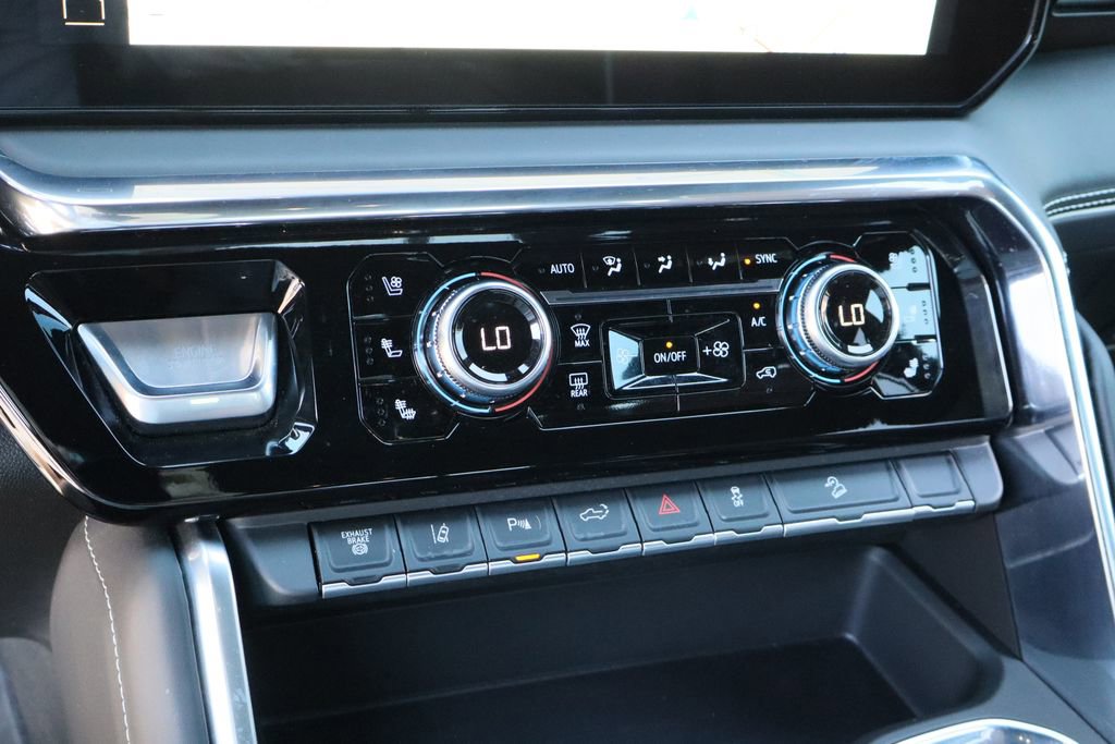 Certified 2025 GMC Sierra 2500 Denali Ultimate image 18