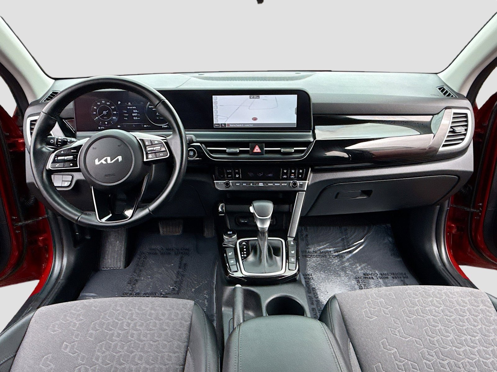 Used 2024 Kia Seltos X-Line image 3