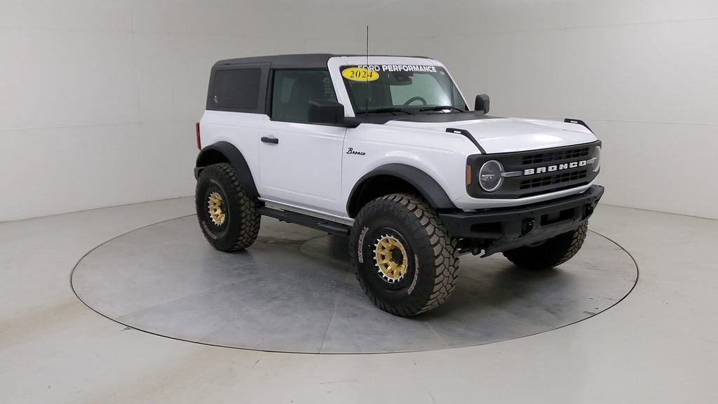 Certified 2024 Ford Bronco Black Diamond image 10