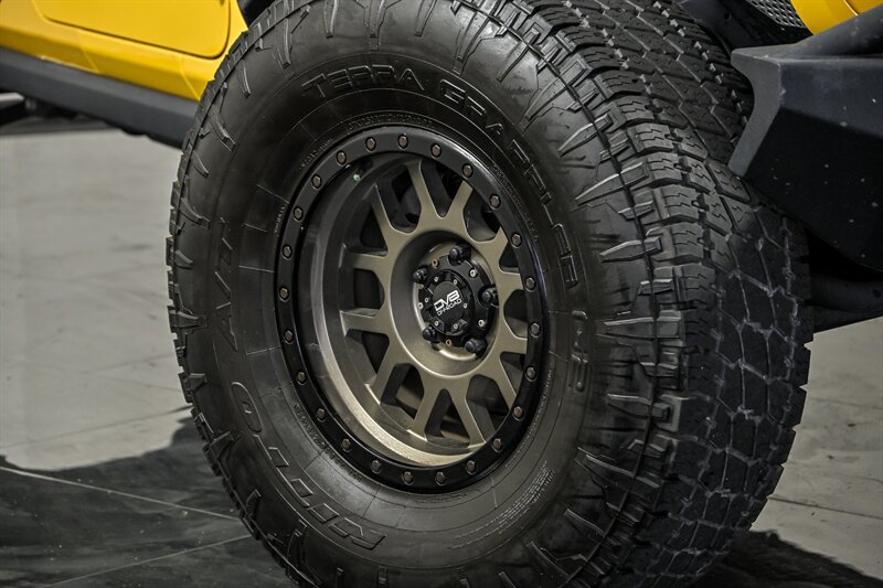 Used 2019 Jeep Wrangler Unlimited Rubicon w/ Cold Weather Group AWD/4WD image 3