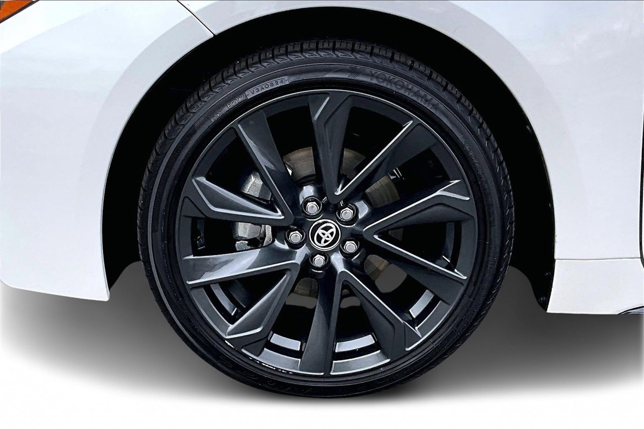 Used 2024 Toyota Corolla LE image 30