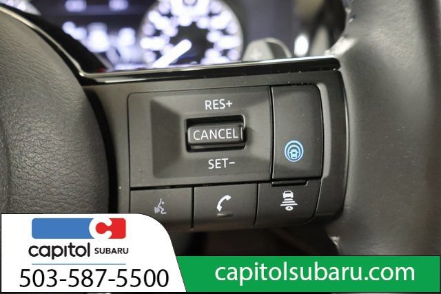 Used 2025 Nissan Pathfinder SL w/ SL Premium Package AWD/4WD image 21