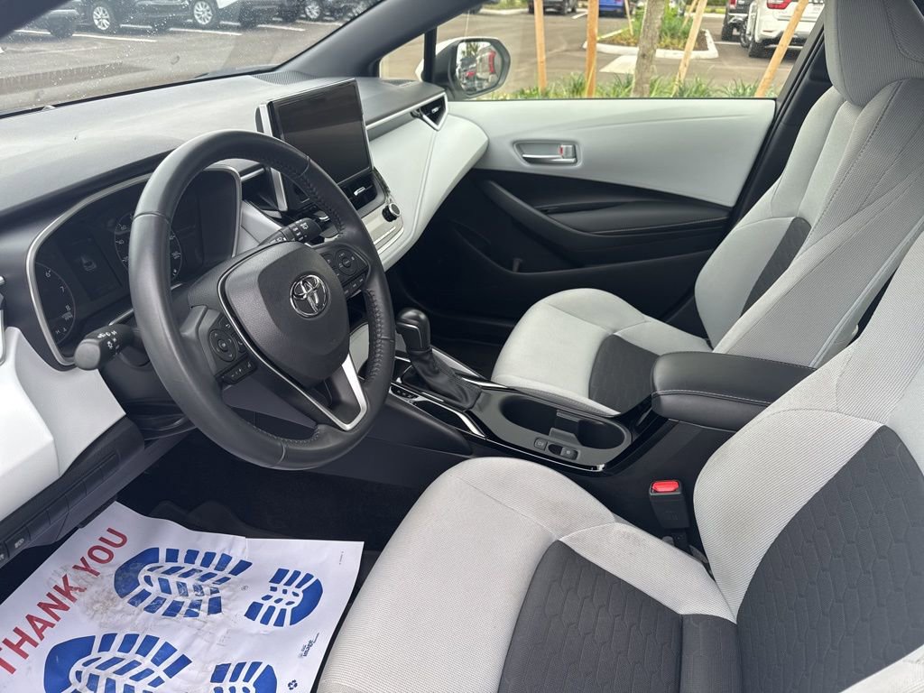 Used 2025 Toyota Corolla SE image 6