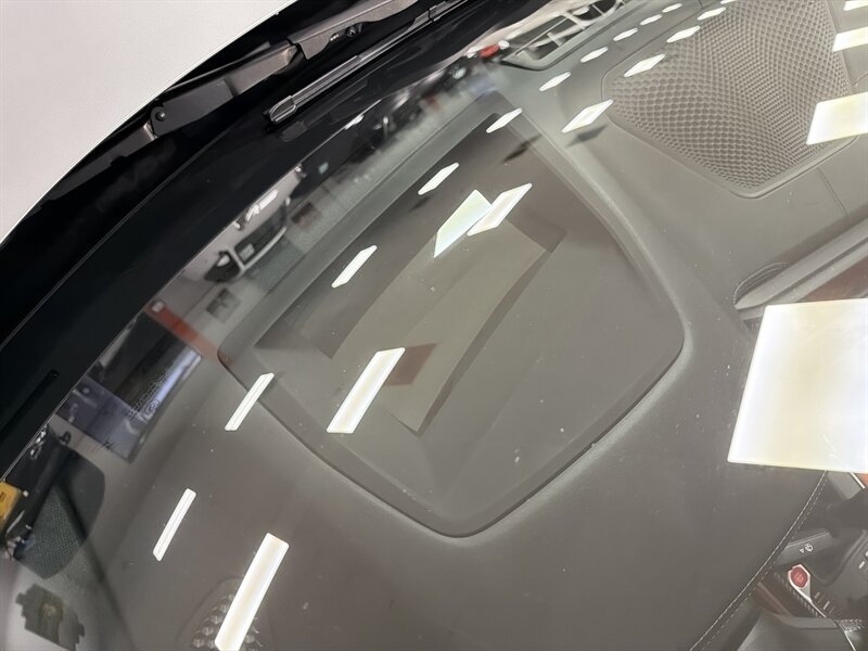 Used 2022 BMW M3 w/ M Carbon Exterior Package RWD image 53
