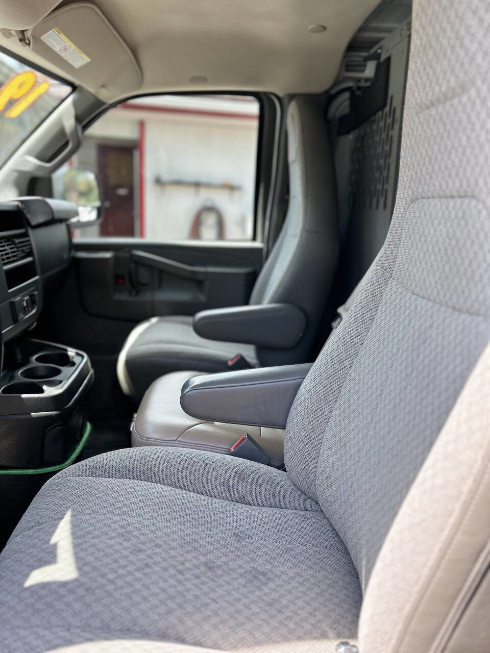 Used 2019 GMC Savana 2500 w/ Driver Convenience Package RWD image 23