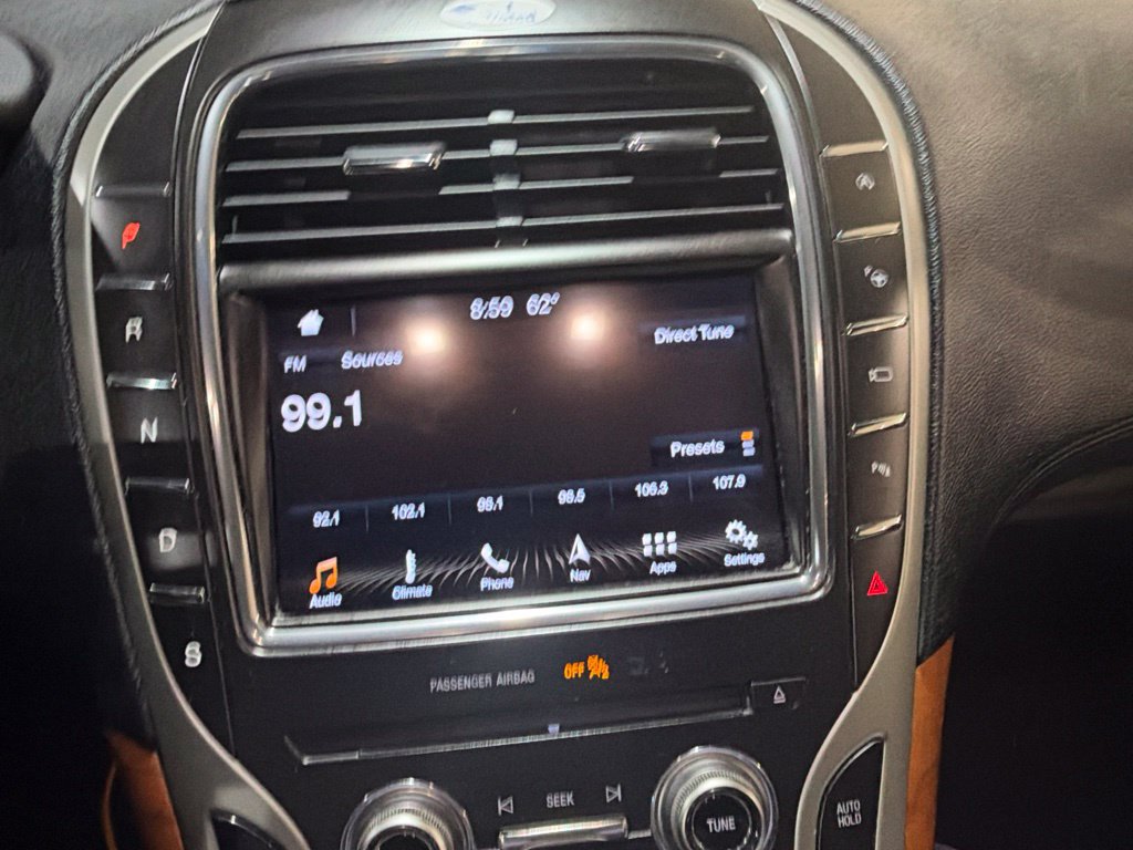 Used 2019 Lincoln Nautilus Reserve FWD image 16