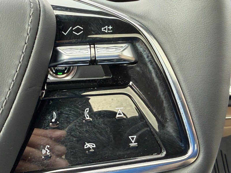 Used 2025 Cadillac Lyriq Luxury w/ Nappa Leather Package AWD/4WD image 21