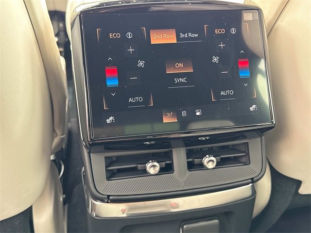 New 2026 Cadillac Vistiq Luxury w/ LPO, Floor Liner Package image 14