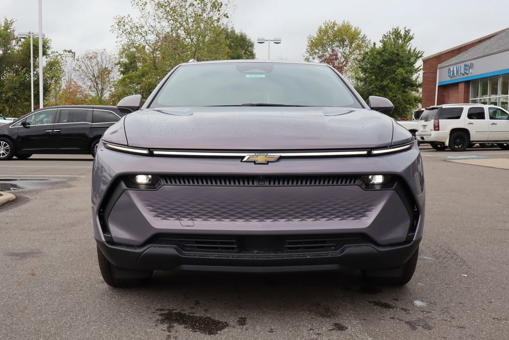 New 2026 Chevrolet Equinox EV LT image 5
