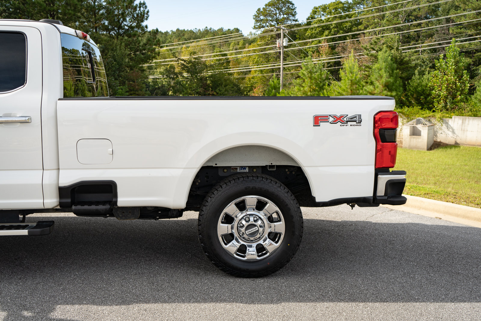 Used 2024 Ford F350 Lariat w/ Chrome Package AWD/4WD image 6