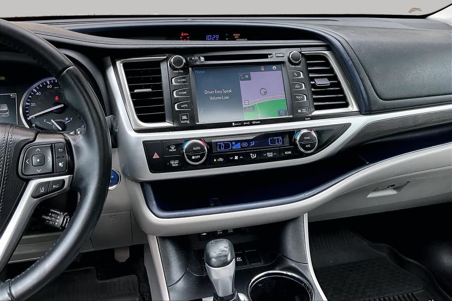Used 2019 Toyota Highlander Limited AWD/4WD image 7