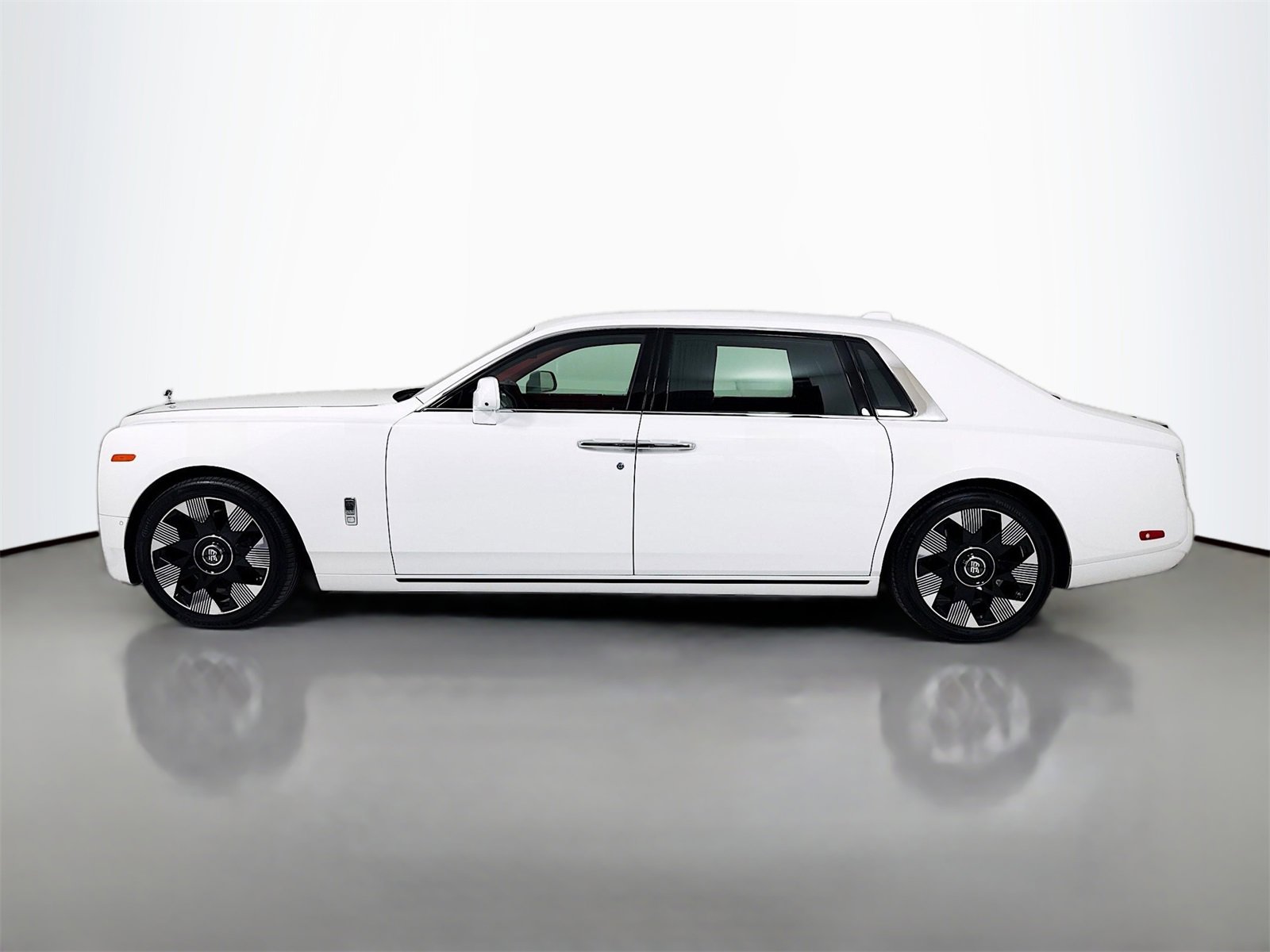 Certified 2024 Rolls-Royce Phantom Extended Wheelbase image 5