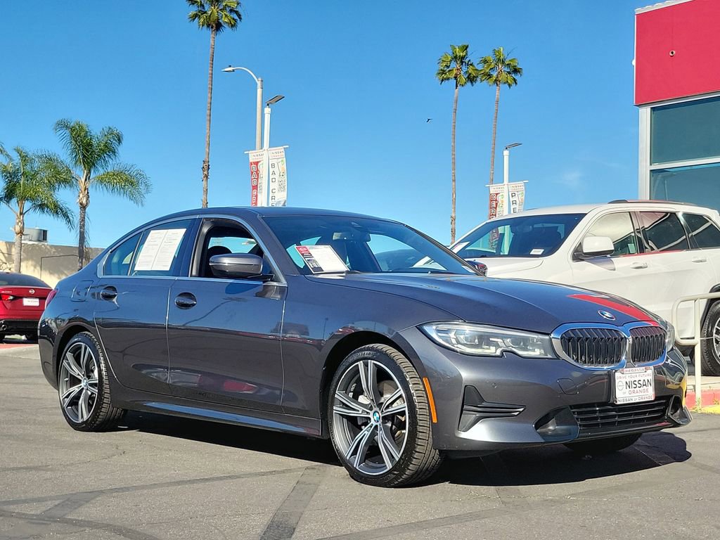 Used 2020 BMW 330i xDrive 330i xDrive w/ Premium Package image 34