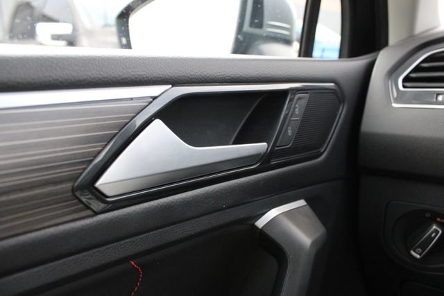 Used 2024 Volkswagen Tiguan Wolfsburg Edition w/ Panoramic Sunroof Package AWD/4WD image 7