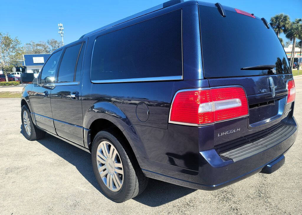 Used 2014 Lincoln Navigator L 2WD image 10