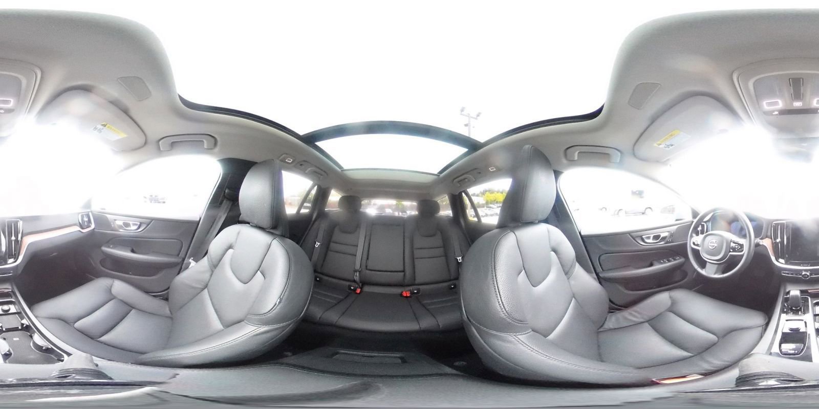 Used 2025 Volvo V60 B5 Cross Country Plus image 41