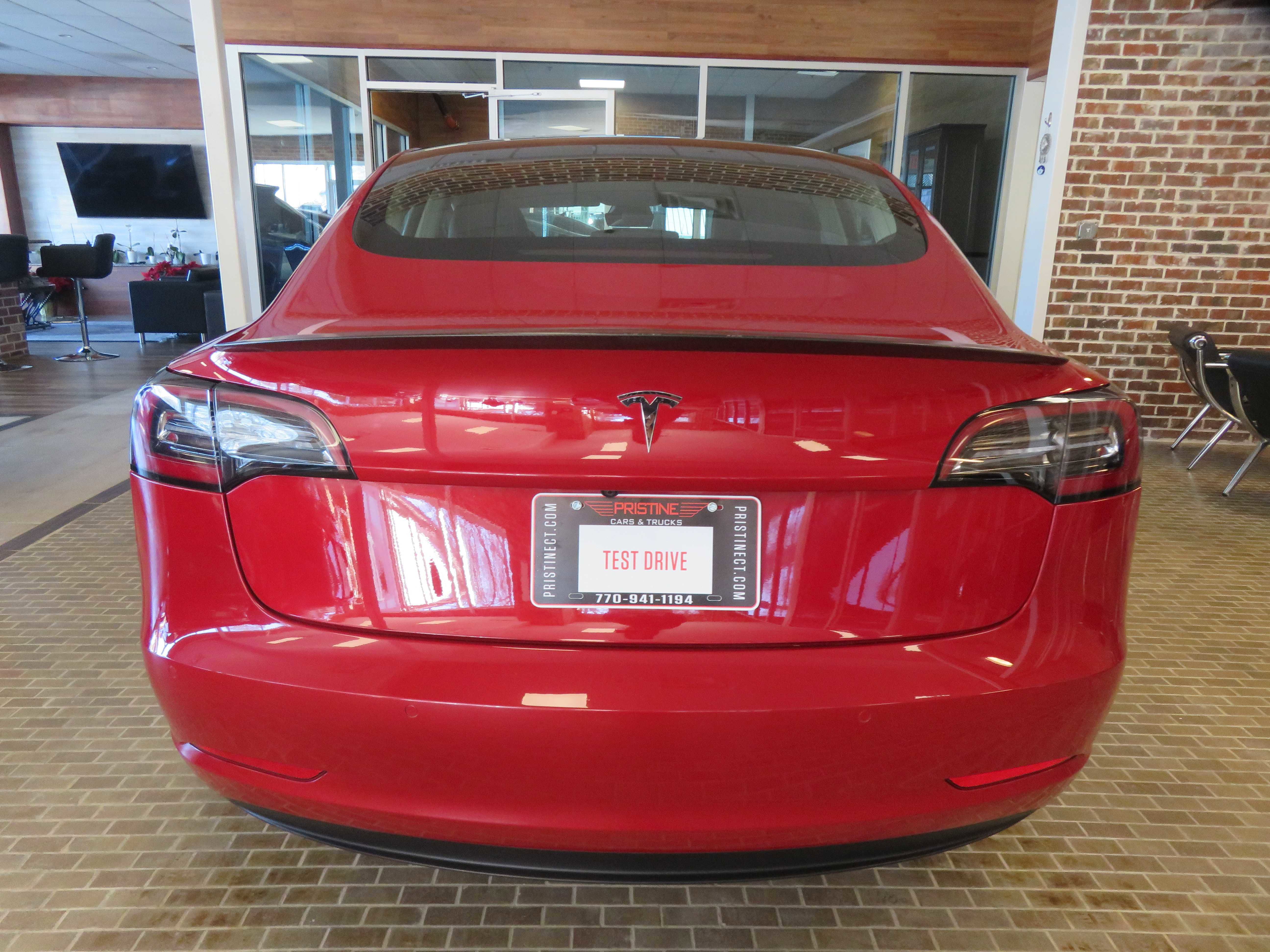 Used 2018 Tesla Model 3 Performance image 5