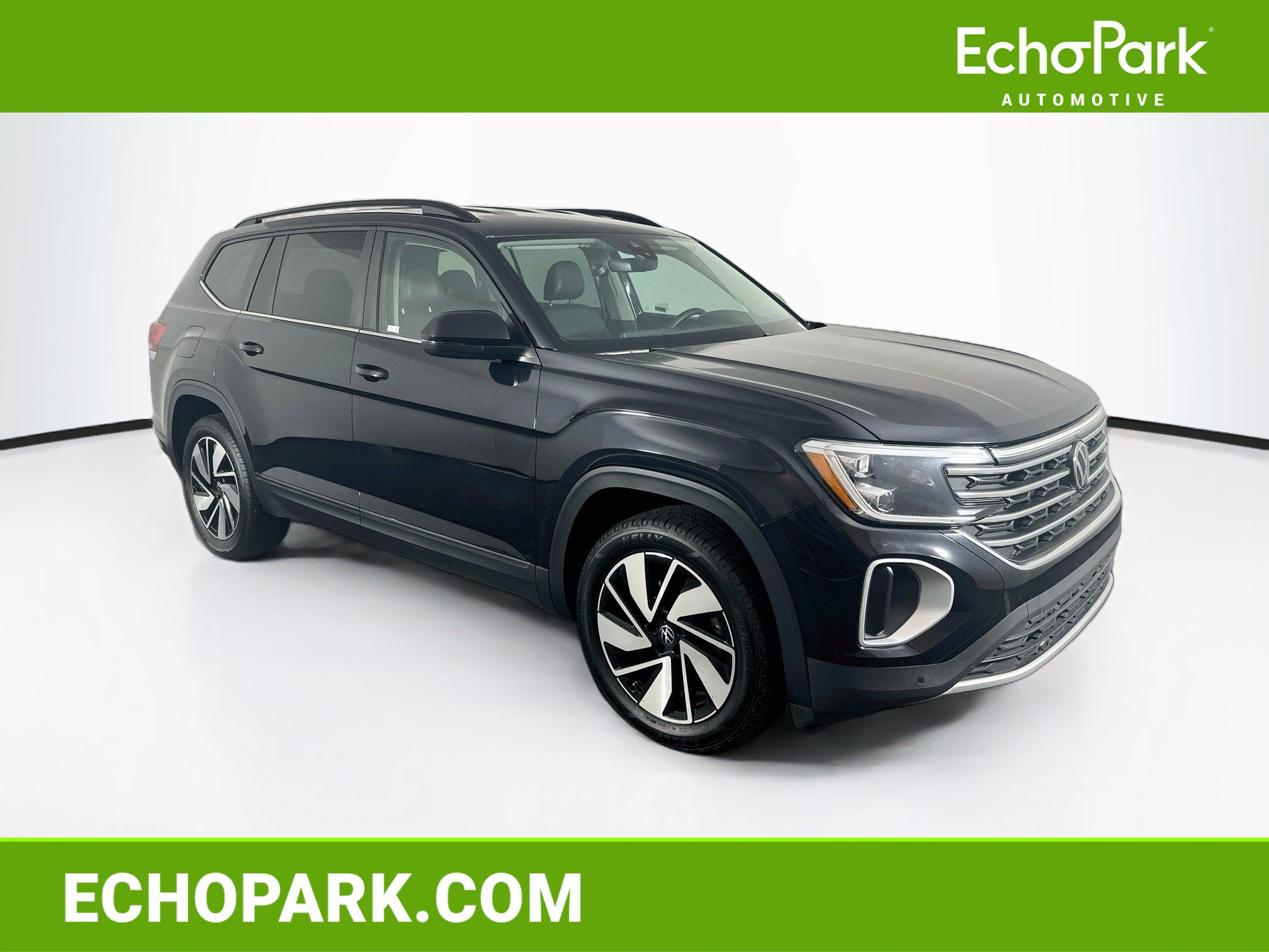 Used 2025 Volkswagen Atlas SE