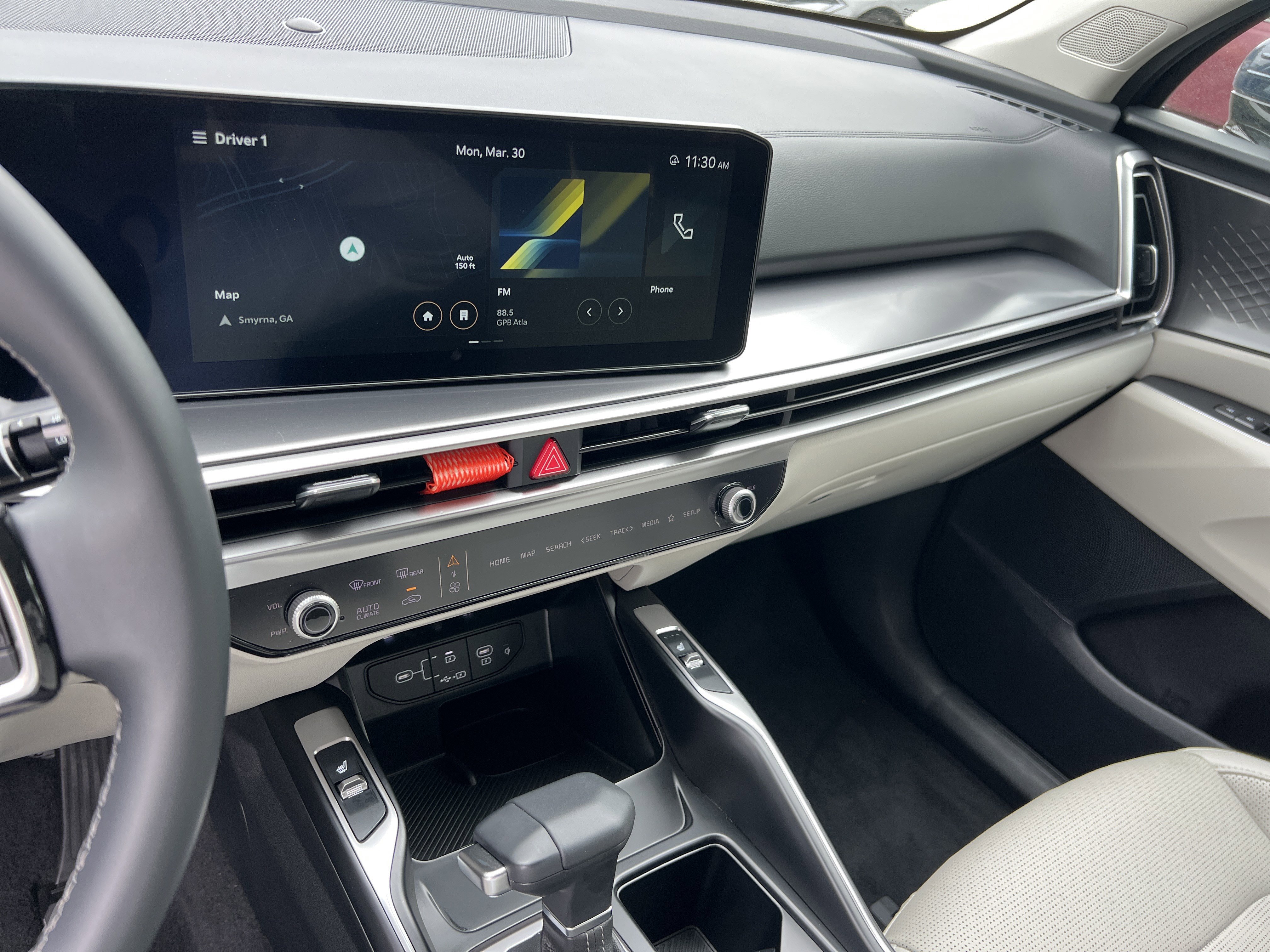 Certified 2025 Kia Sorento S w/ Panoramic Sunroof Package image 29