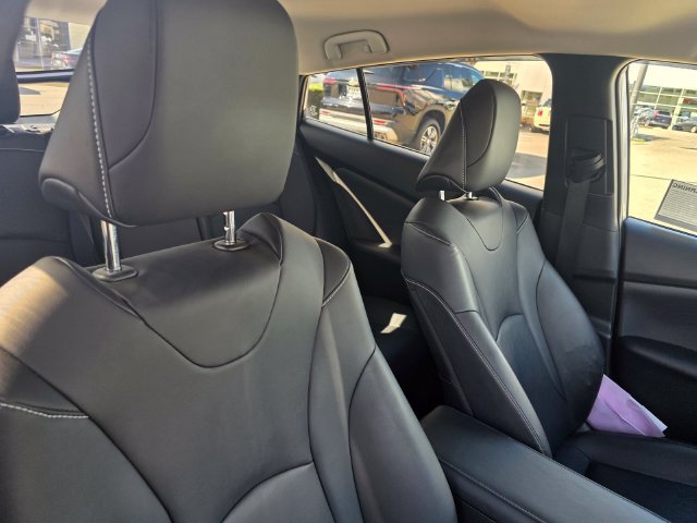 Used 2021 Toyota Prius Prime XLE w/ Carpet Mat Package (TMS) FWD image 15