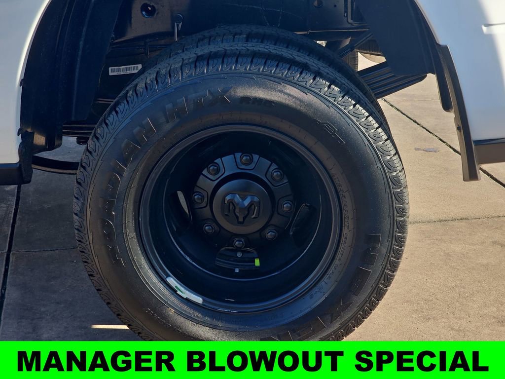 New 2026 RAM 3500 Tradesman AWD/4WD image 37