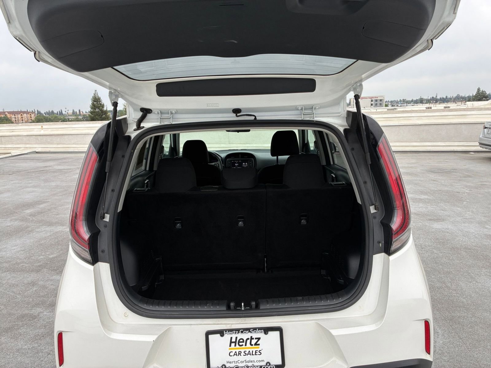 Used 2025 Kia Soul LX w/ LX Technology Package image 29