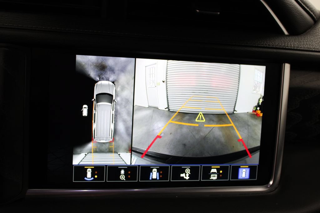 Used 2024 GMC Yukon XL Denali RWD image 57