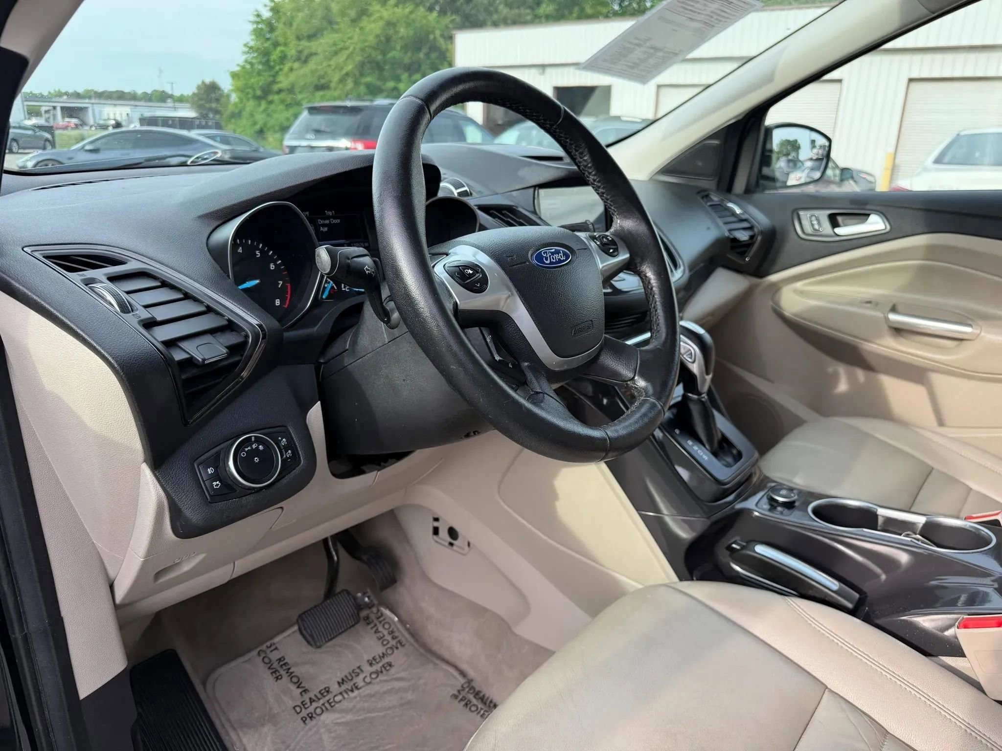 Used 2016 Ford Escape Titanium AWD/4WD image 17