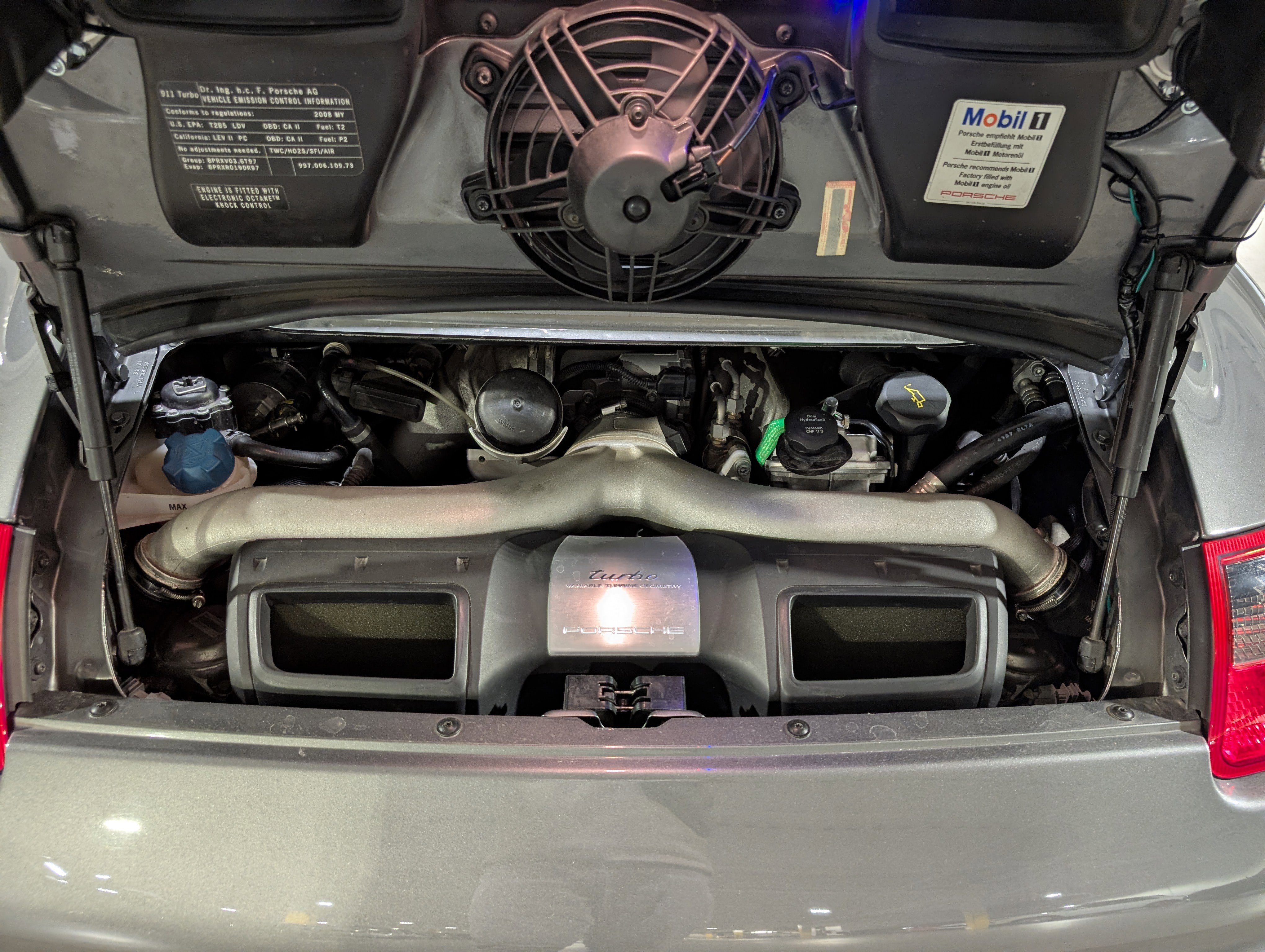 Used 2008 Porsche 911 Turbo image 16