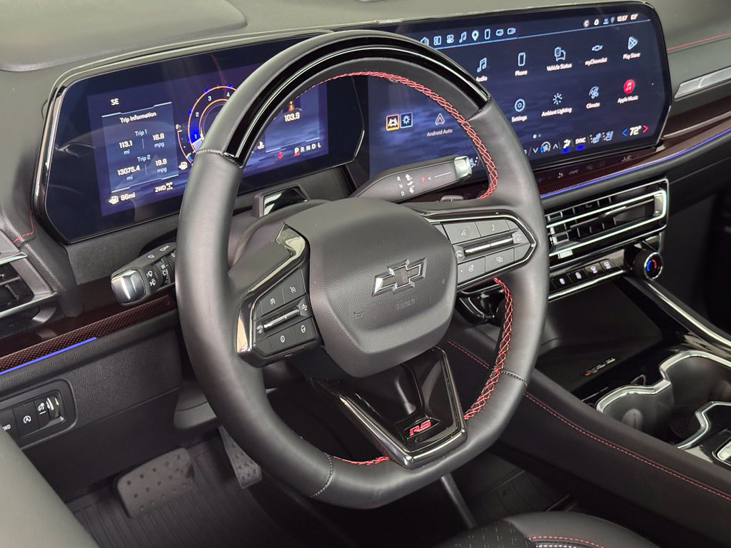 Used 2025 Chevrolet Traverse RS AWD/4WD image 23