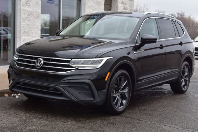 Used 2023 Volkswagen Tiguan SE FWD image 9